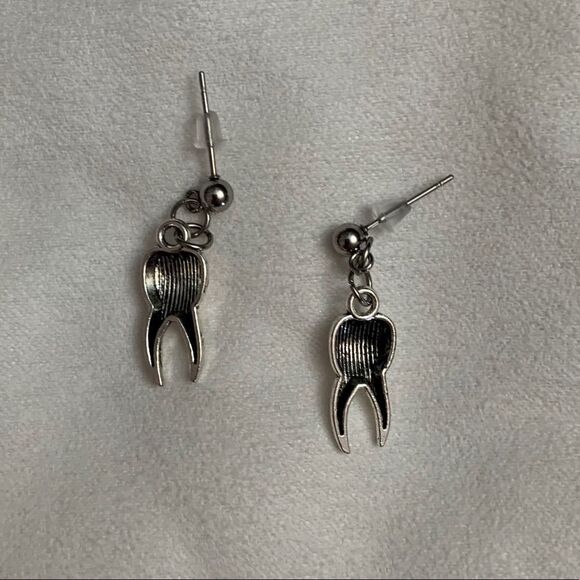 Dental Tooth Toothpaste Toothbrush Earrings - Picture 6 of 12
